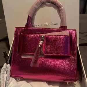 NWT !! Brandon Blackwood purse color pink !